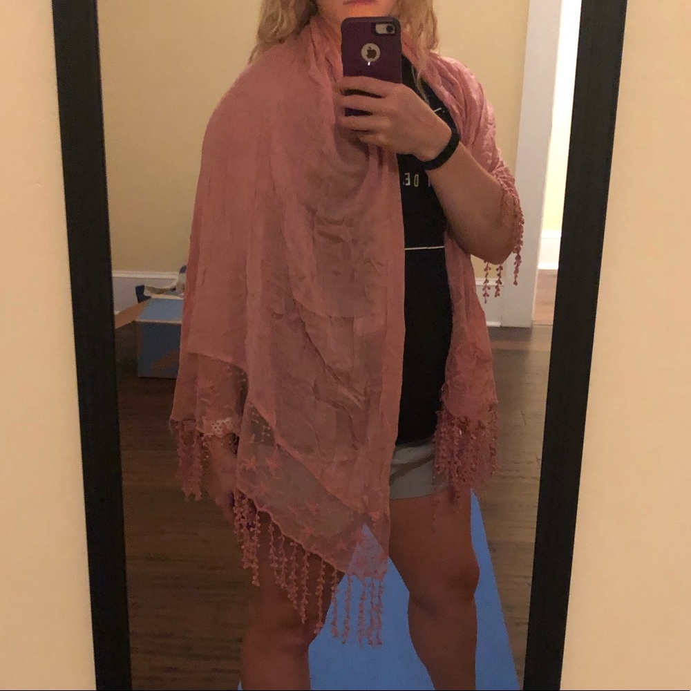 Pink Flowered Scarf - Picture 5 of 5